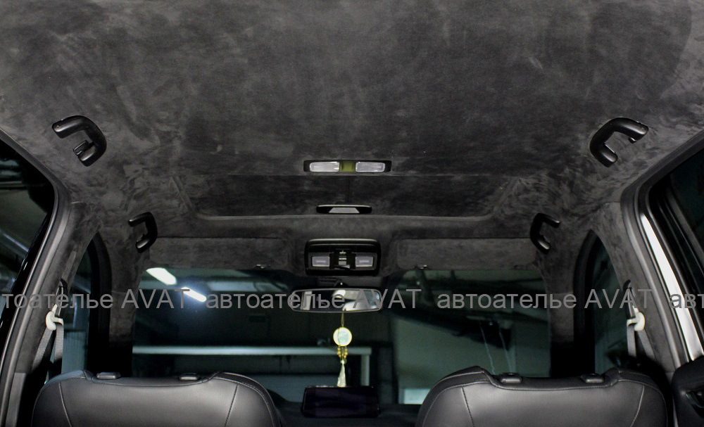перетяжка потолка алькантарой на Mazda CX5