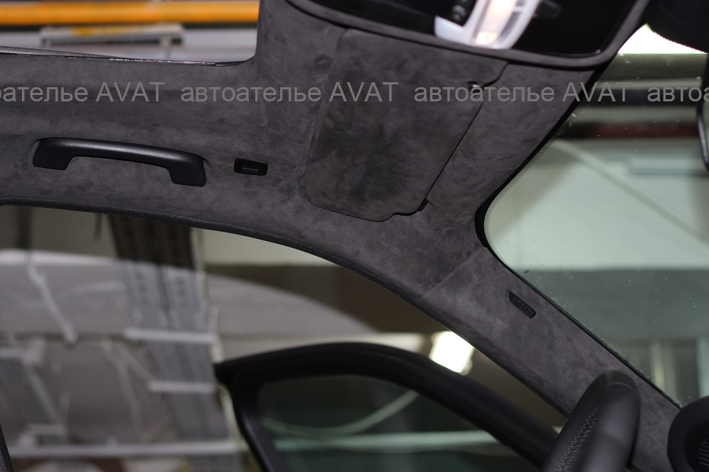 Перетяжка потолка BMW X5 f15 алькантарой
