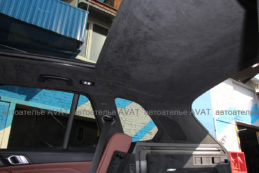 Перетяжка алькантарой потолка и задних стоек на BMW X5 G05