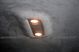 светлая оригинальная алькантара на потолке АУДИ Q7 - фото работ